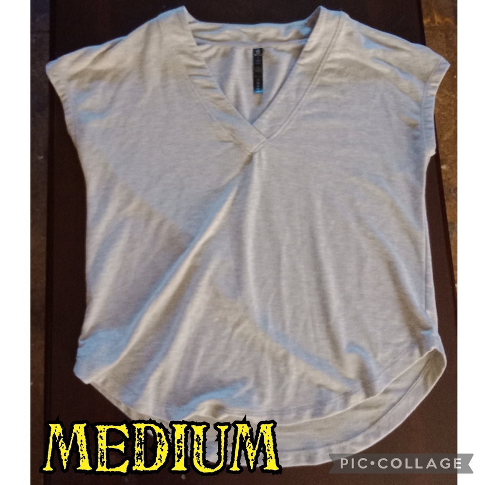 Women's Grey Medium 90 degree shirt